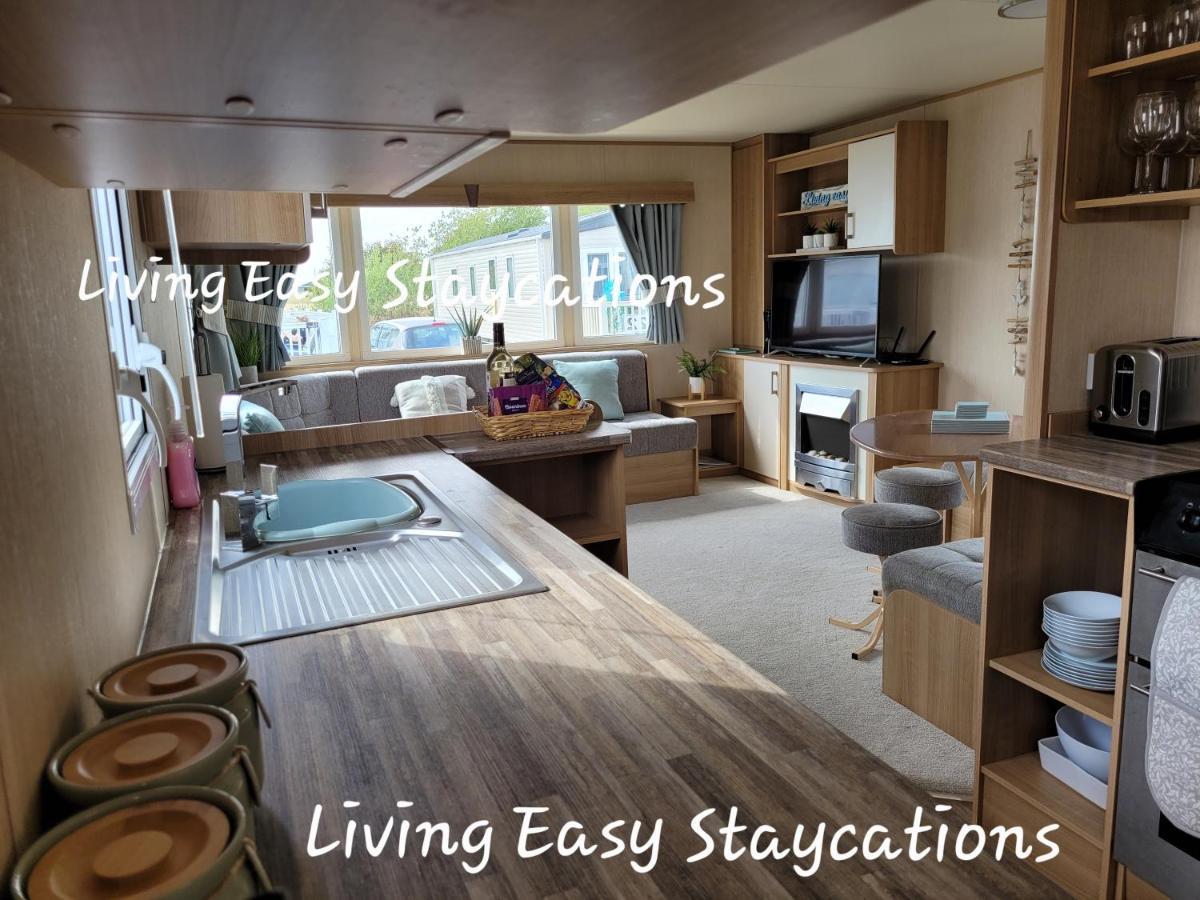 Living Easy Staycations At Tattershall Lakes Eksteriør bilde