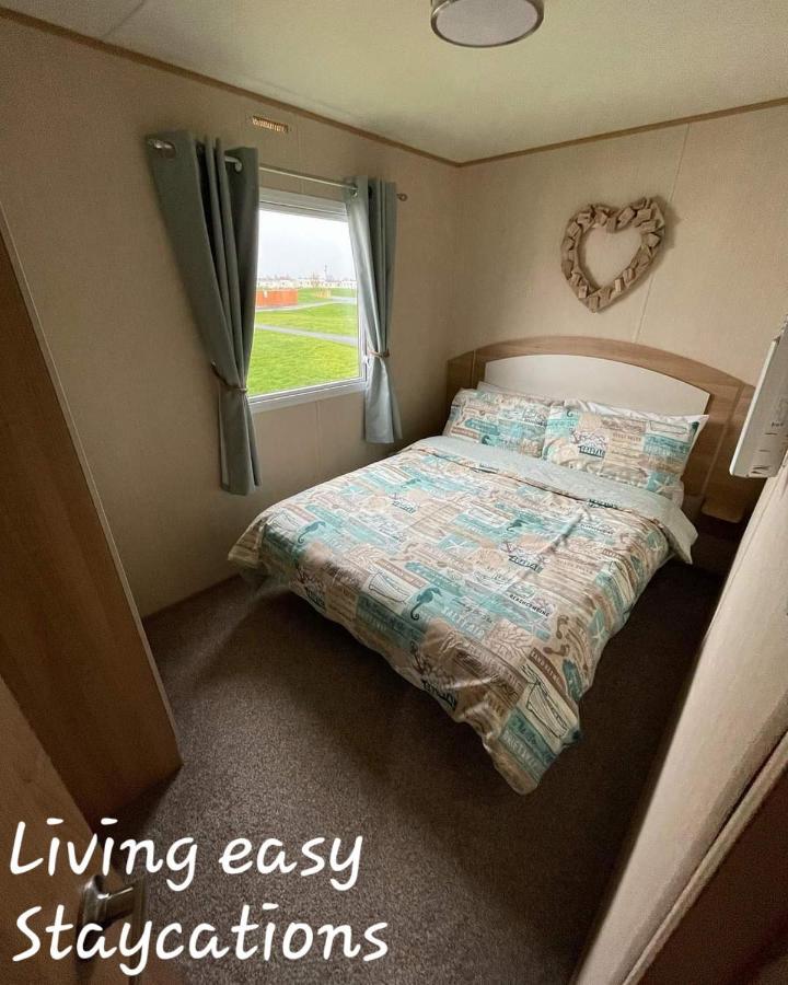 Living Easy Staycations At Tattershall Lakes Eksteriør bilde